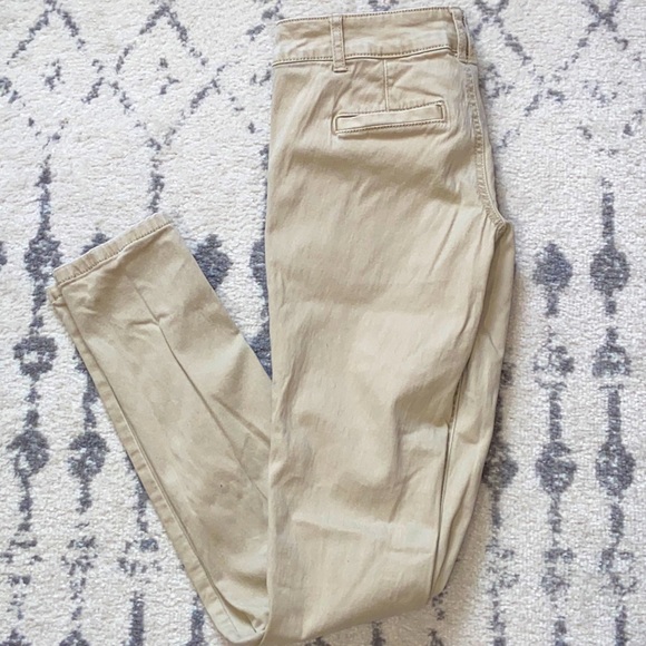 size 00 khaki pants